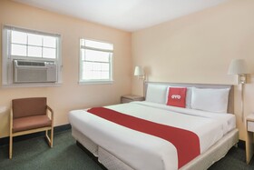Hotel Durham West Hills by OYO Rooms