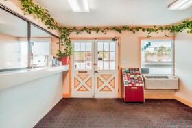 Hotel Durham West Hills by OYO Rooms