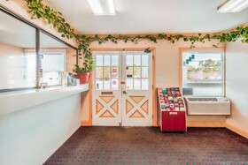 Hotel Durham West Hills by OYO Rooms