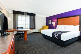 La Quinta Inn & Suites by Wyndham Univ Area Chapel Hill