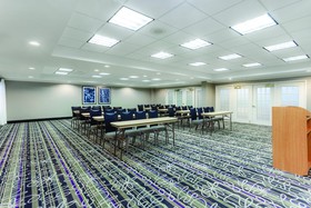 La Quinta Inn & Suites by Wyndham Univ Area Chapel Hill