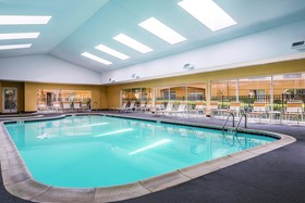 La Quinta Inn & Suites by Wyndham Univ Area Chapel Hill