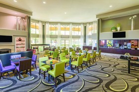 La Quinta Inn & Suites by Wyndham Univ Area Chapel Hill