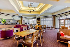 La Quinta Inn & Suites by Wyndham Raleigh/Durham Southpoint