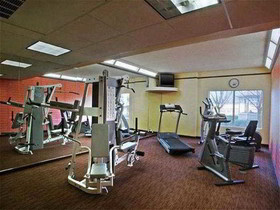 La Quinta Inn & Suites by Wyndham Raleigh/Durham Southpoint