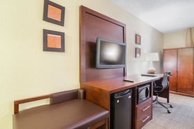 Comfort Inn & Suites Durham near Duke University