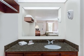 Baymont by Wyndham Eden