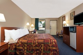 Knights Inn Elizabethtown