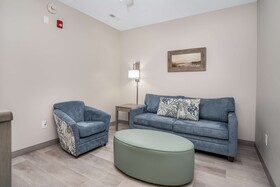 Lighthouse Inn & Suites