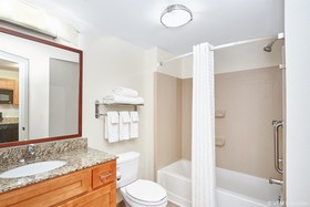 Candlewood Suites Fayetteville / Fort Bragg