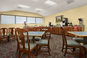 Days Inn by Wyndham Fayetteville-South/I-95 Exit 49