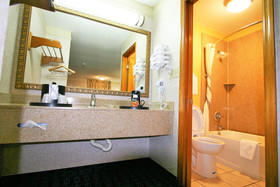 Deluxe Inn Fayetteville