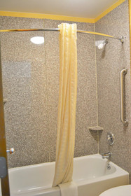 Deluxe Inn Fayetteville