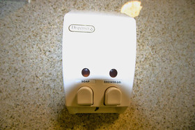 Deluxe Inn Fayetteville