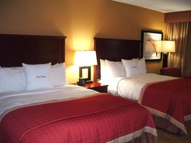 DoubleTree by Hilton Hotel Fayetteville