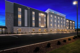 Everhome Suites Fayetteville