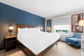 Everhome Suites Fayetteville