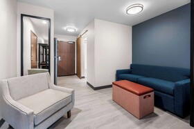 Everhome Suites Fayetteville