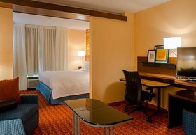 Fairfield Inn & Suites Fayetteville North