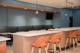 Holiday Inn & Suites Fayetteville W-Fort Bragg Area