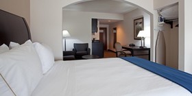 Holiday Inn Express Hotel & Suites Hope Mills-Fayetteville Airpot
