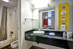Travelodge by Wyndham Fayetteville