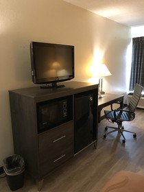 La Quinta Inn & Suites by Wyndham Fayetteville I-95