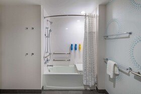 Tru by Hilton Fayetteville Fort Liberty