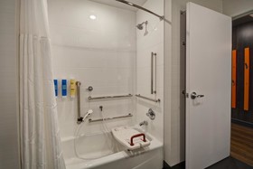 Tru By Hilton Fayetteville I 95