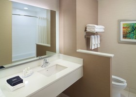 Fairfield Inn & Suites by Marriott Hendersonville Flat Rock