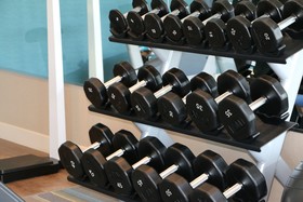 Holiday Inn Express & Suites Hendersonville SE - Flat Rock