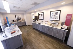 Hampton Inn & Suites Forest City