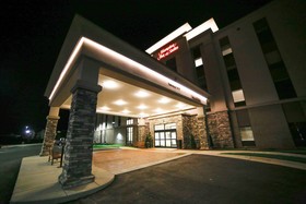 Hampton Inn & Suites Forest City