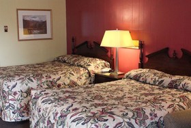 Colonial Inn Franklin