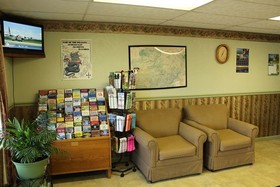 Colonial Inn Franklin