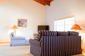 The Lodge at Cat Creek