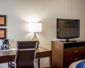 Comfort Inn & Suites