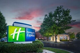 Holiday Inn Express Clayton (SE Raleigh)