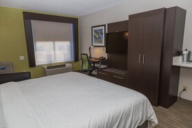 Holiday Inn Express Clayton (SE Raleigh)