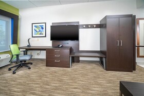 Holiday Inn Express Clayton (SE Raleigh)