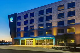 Tru by Hilton Raleigh Garner