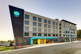 Tru by Hilton Raleigh Garner