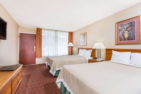 Days Inn by Wyndham Goldsboro