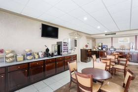 Days Inn by Wyndham Goldsboro