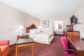 Days Inn by Wyndham Goldsboro