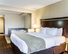 Fairfield Inn & Suites Greensboro Coliseum Area
