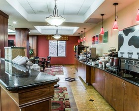 Fairfield Inn & Suites Greensboro Coliseum Area