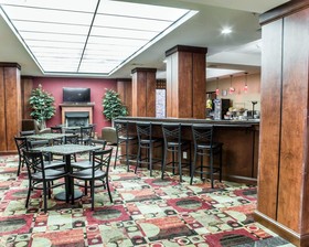 Fairfield Inn & Suites Greensboro Coliseum Area