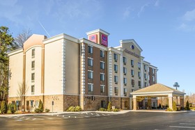 Fairfield Inn & Suites Greensboro Coliseum Area