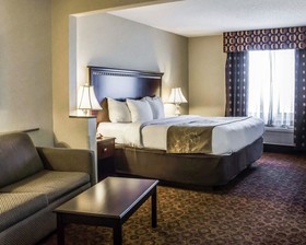 Fairfield Inn & Suites Greensboro Coliseum Area